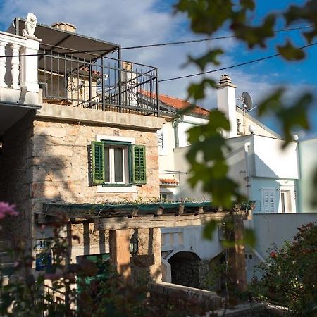Holiday Home Bozanic Врбник Экстерьер фото