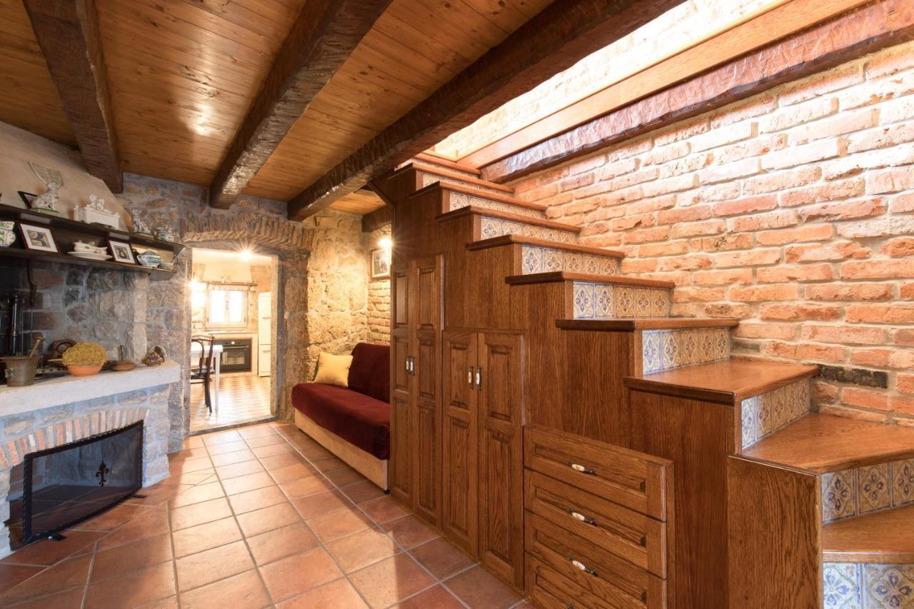Holiday Home Bozanic Врбник Экстерьер фото