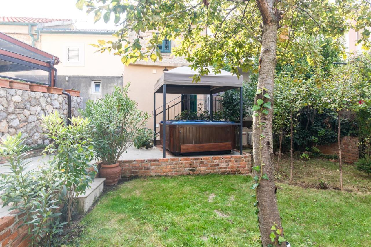 Holiday Home Bozanic Врбник Экстерьер фото